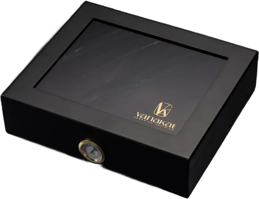 Humidor, Black Edition, humidor in spanish cedar, striped black obsidian