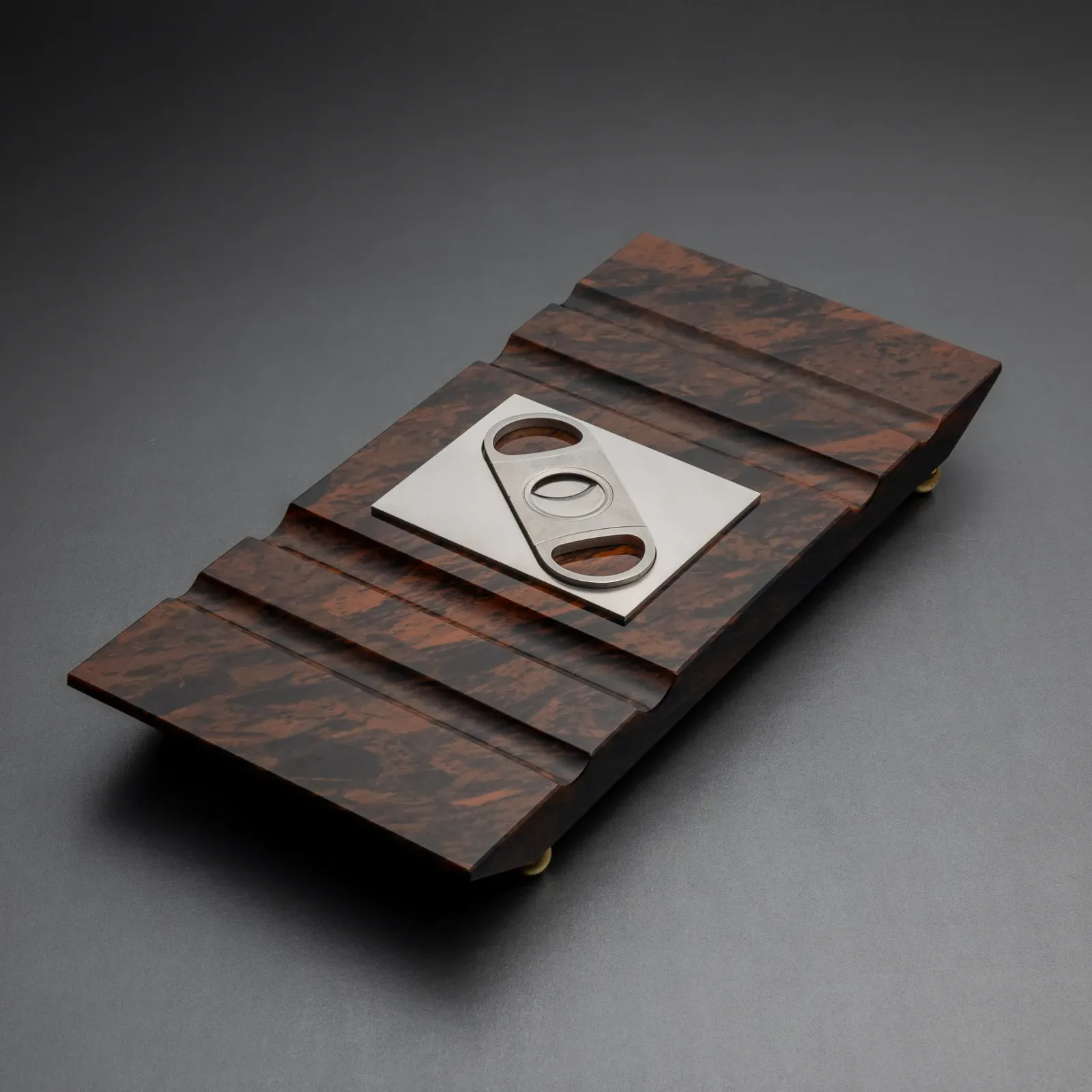 Cigar Board, Brown, for four cigars, photograph 1