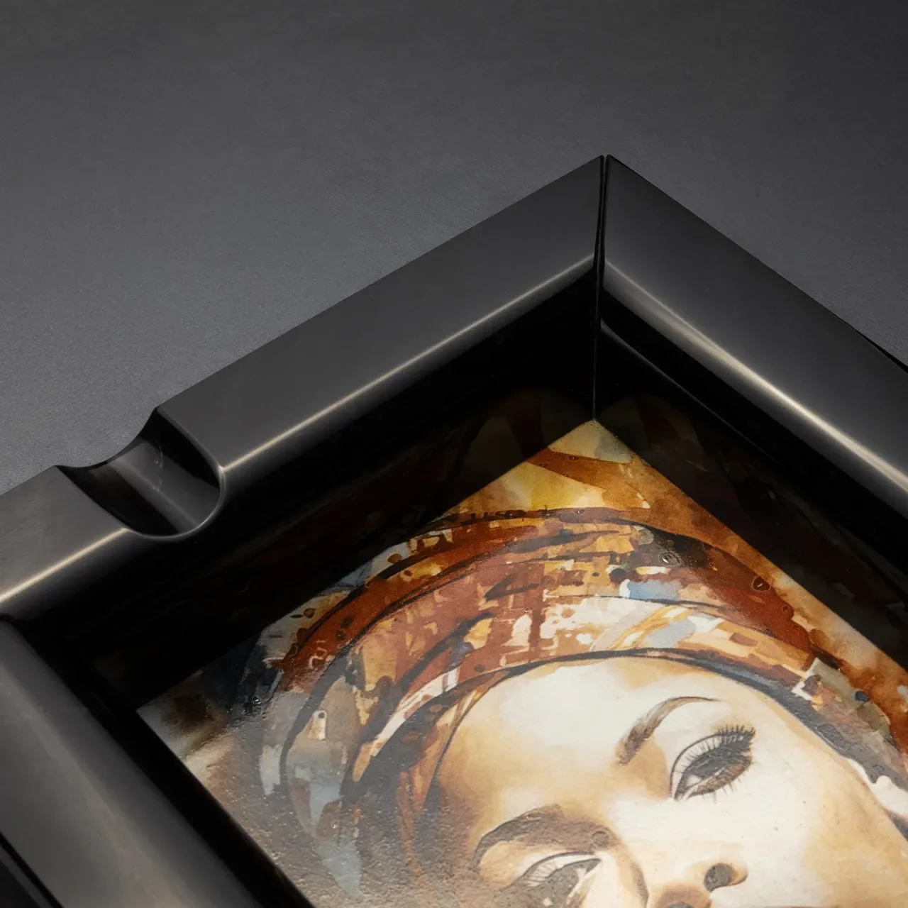 Imprint IV, Black obsidian, photograph 3