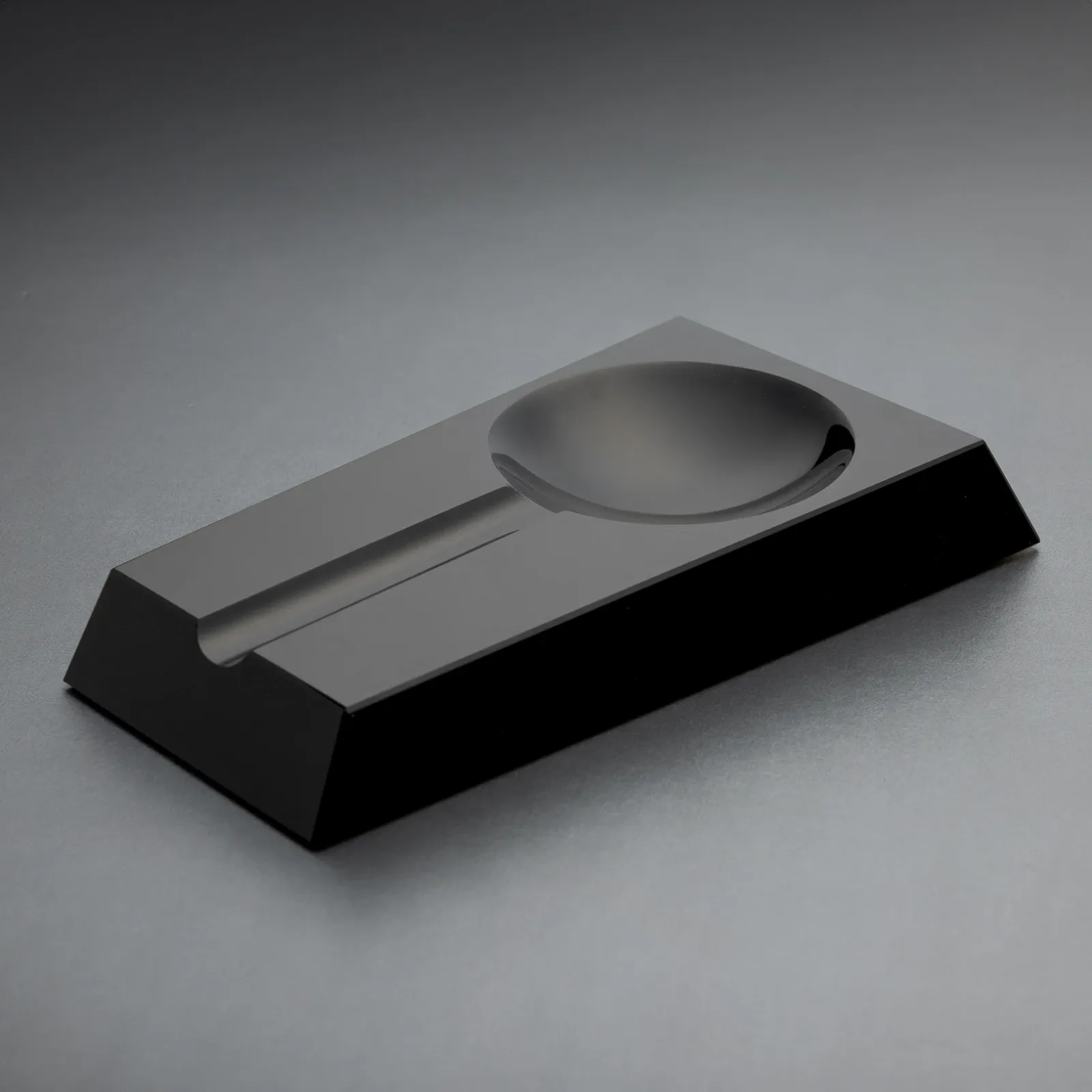 Loupe, photograph 1