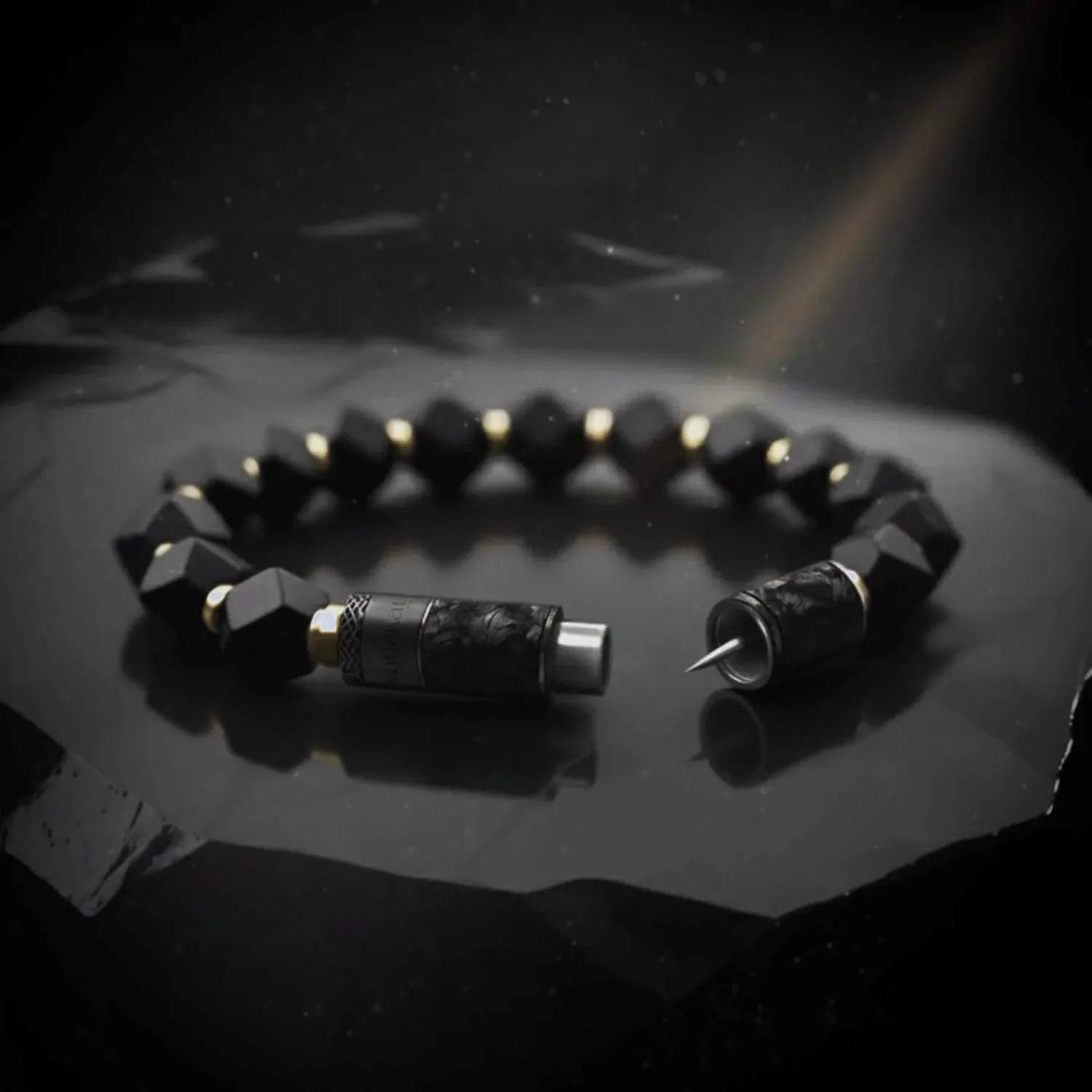 O-Punch, Black Edition, photograph 1